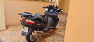 Moto scooter suzuki burgman