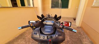 Moto scooter suzuki burgman