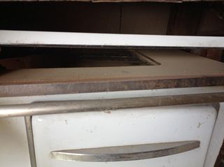 Cocina de carbon . antigua