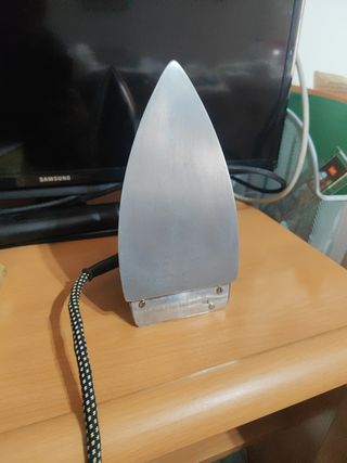 Plancha ropa vintage Solac