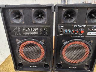 Altavoces autoamplificados