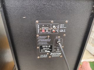 Altavoces autoamplificados