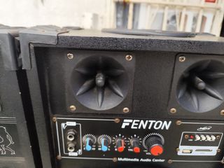 Altavoces autoamplificados