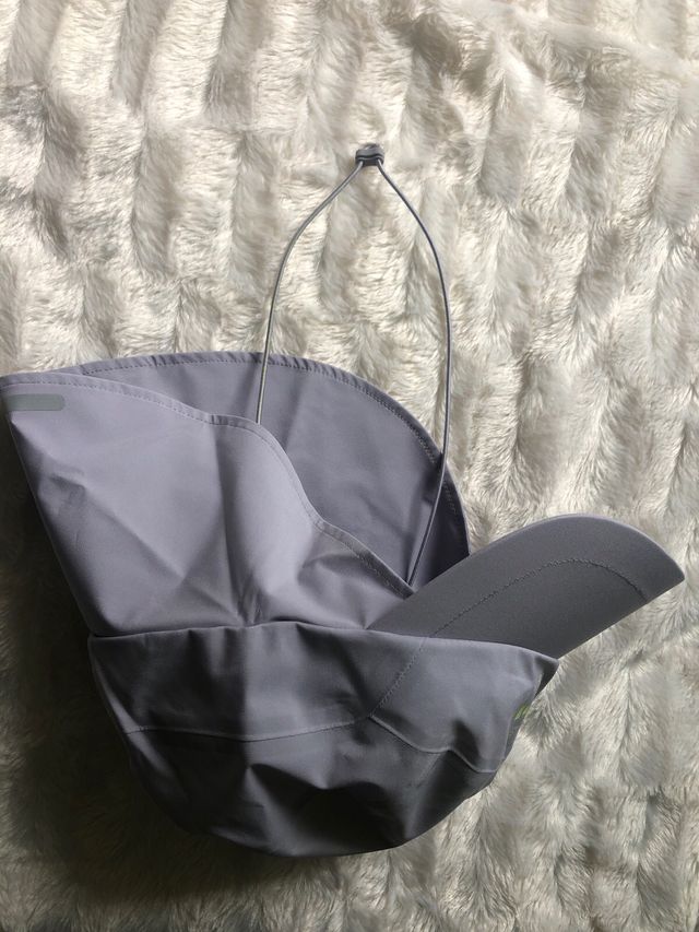 Visera Adidas Stella Maccartney gris