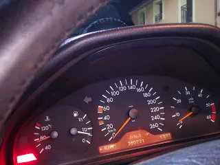 Mercedes Benz Clase E om606 1998