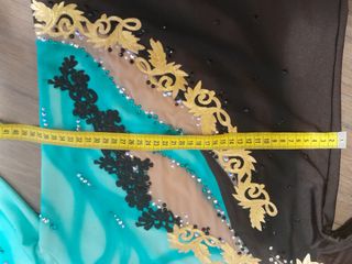 Completo pattinaggio danza