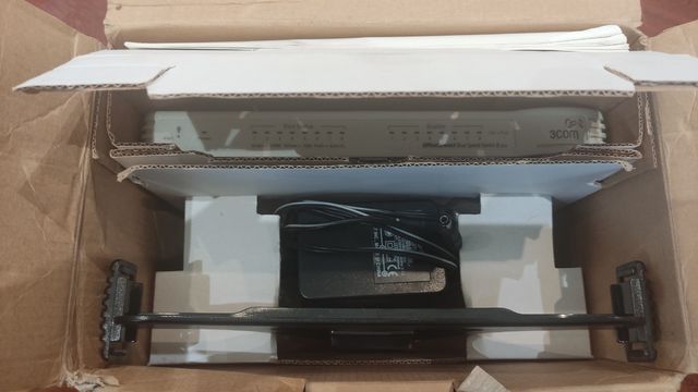 Switch 3COM 8 puertos