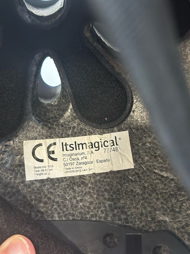 Casco Imaginarium. Talla 48 a 53 cms