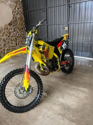 Suzuki rm 250 2 tiempos