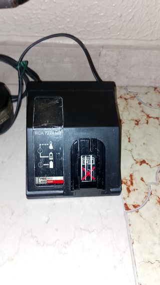 Carica batteria Milwaukee 