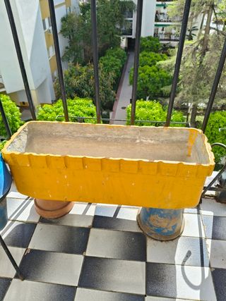 Jardinera: Macetero de barro