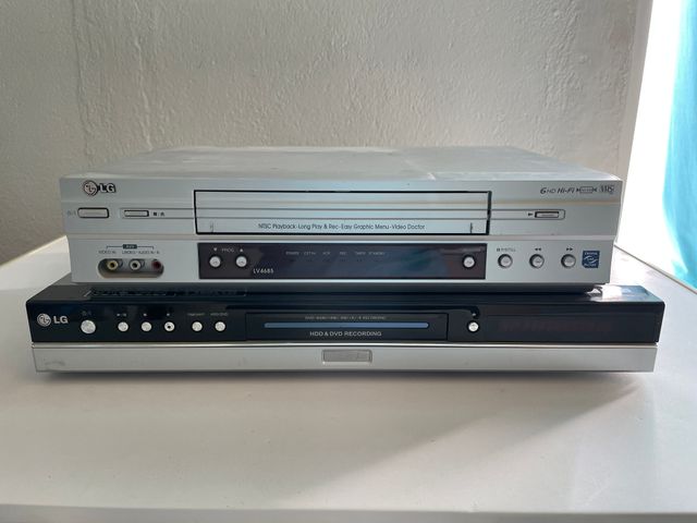 Reproductor grabador LG y Reproductor VHS