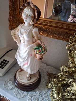 Figura de ceramica