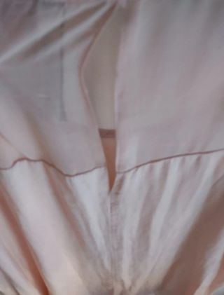 Blusa rosa Stradivarius.