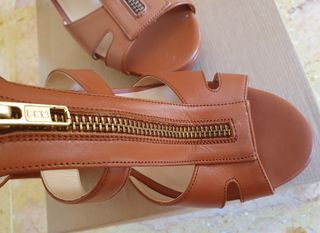 Zapato tacón Unisa