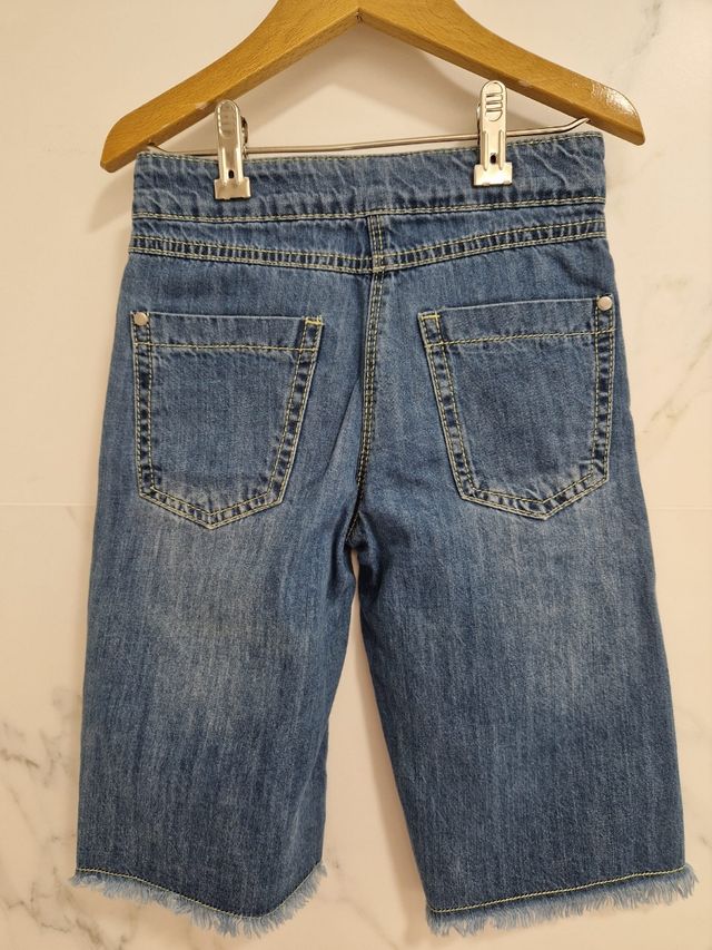 Pantalón de niña corto