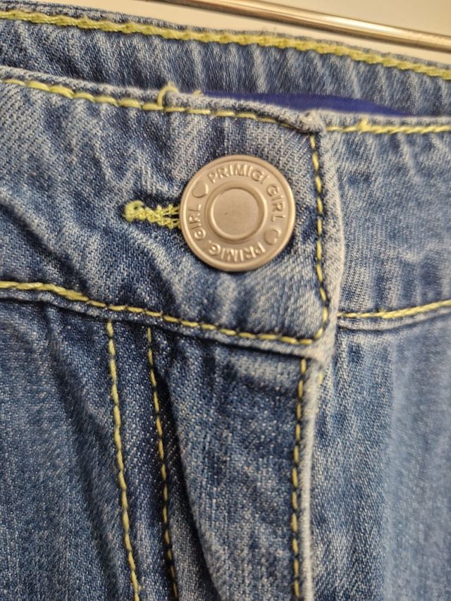 Pantalón de niña corto