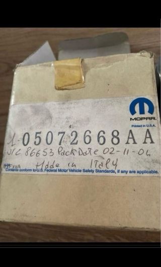 Pistón original Chrysler referencia 05072668AA