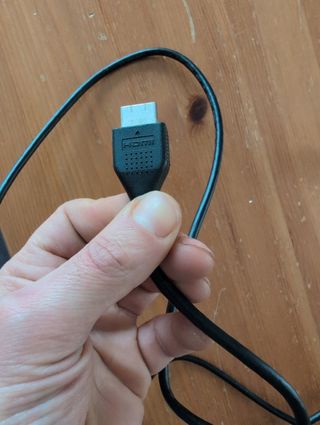 Cavo HDMI come nuovo per PC console