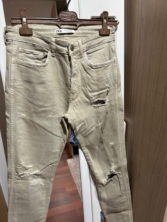 Pantalón beige vaquero
