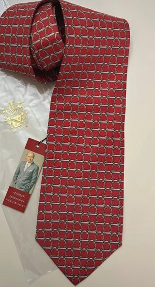 Corbata Paolo Gucci roja 100% seda a mano