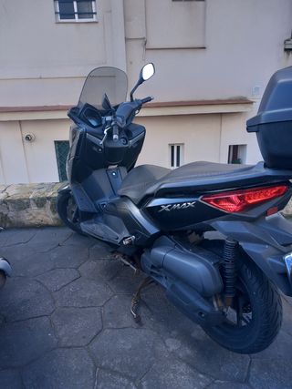 Yamaha Xmax 125