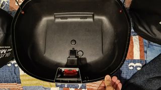 Baúl Yamaha para 2 cascos jet+soporte de baúl.