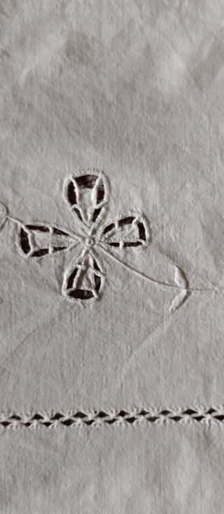 Ricami vari fatti a mano