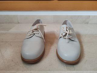 Zapatos blanco roto Num. 36