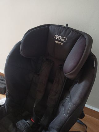 Silla de coche Axkid minikid a contra marcha