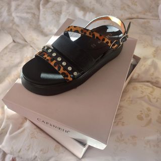 Sandalias 39 negro y leopardo cafenoir