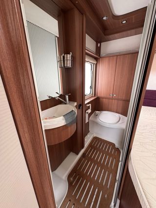 AUTOCARAVANA INTEGRAL LMC I635 sport line 2017
