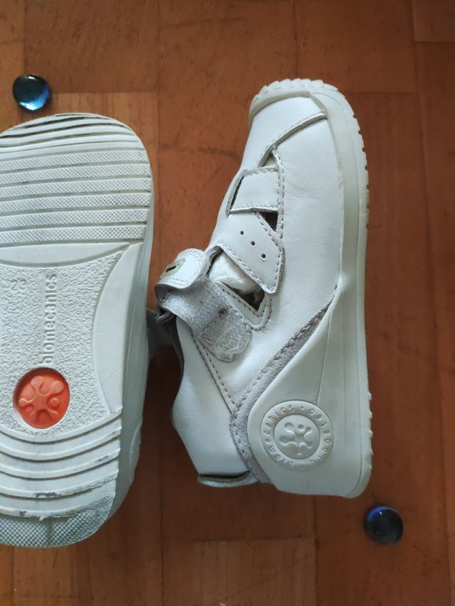 Zapatos talla 23 biomecanics