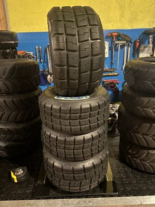 Se venden ruedas vega de agua con una tanda