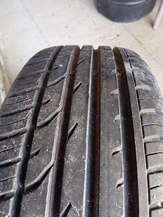 Se venden llantas como nuevas originales de Nissan