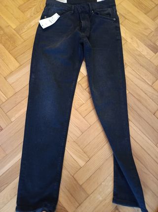 Pantalón vaquero negro chico Zara