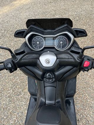 Yamaha Xmax 125