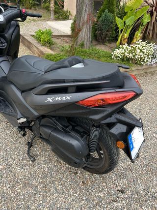 Yamaha Xmax 125