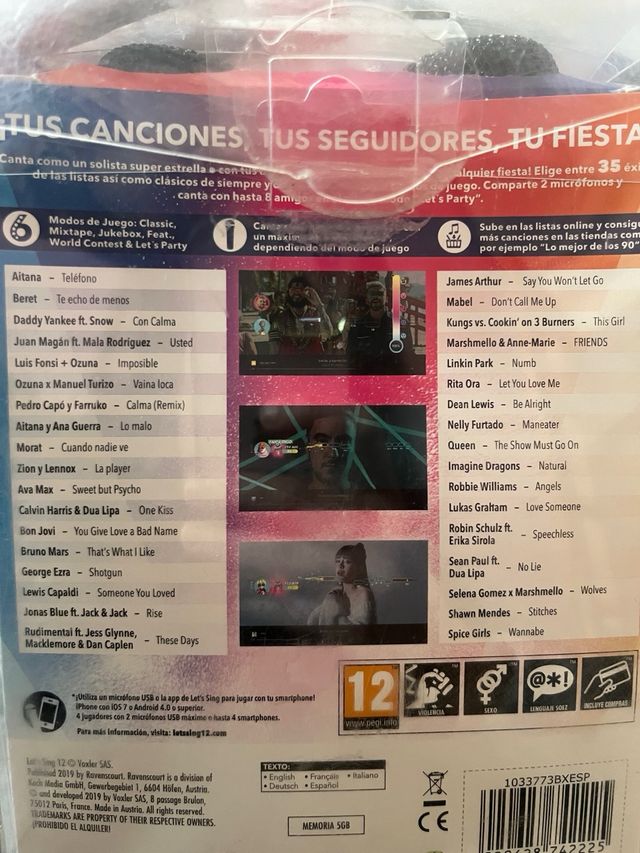 Let’s Sing 12 con microfonos incluidos
