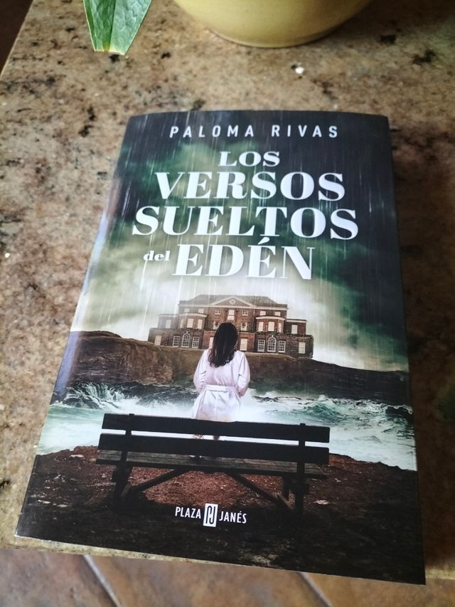 Los versos sueltos del edén / Unbound Verses of Eden (Spanish Edition)