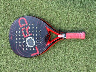 Pala padel LÖRD nueva