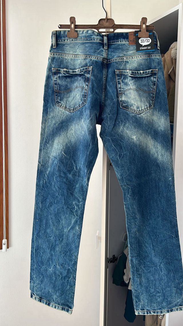 Pantalón vaquero nuevo