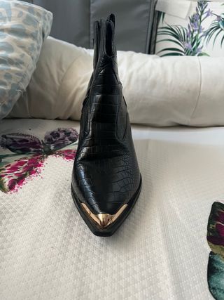 botines negros con tacon talla 41