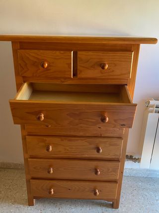 Mueble de Madera de Pino