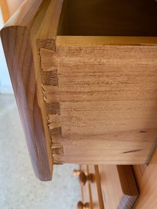 Mueble de Madera de Pino