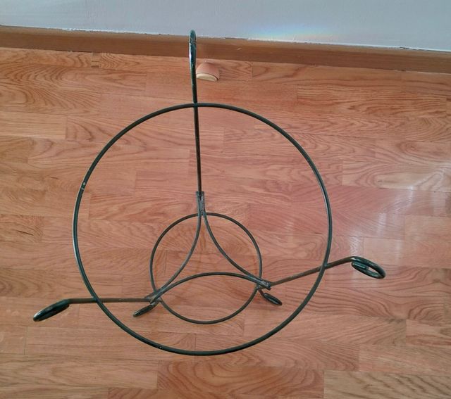 Soporte de plantas de hierro.