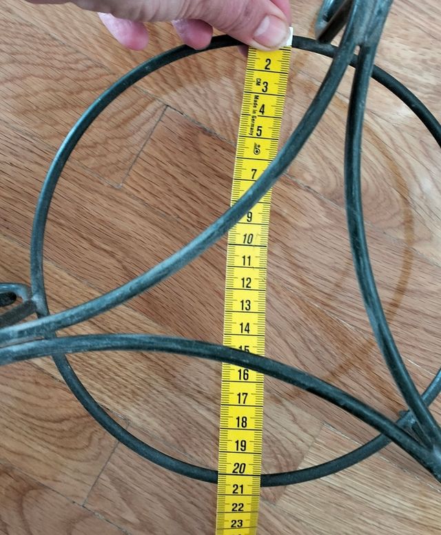 Soporte de plantas de hierro.