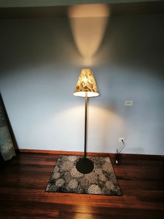 Lampara de pie 