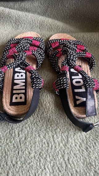 Sandalias tiras bimba y lola