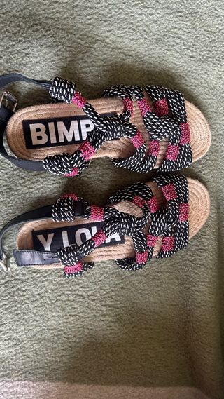 Sandalias tiras bimba y lola